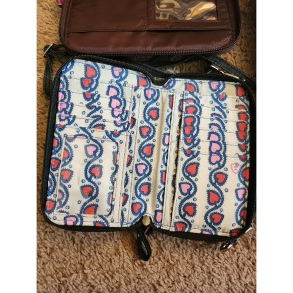 INVENTORY REDUCTION SALE. 8 Vera Bradley Wallets and Wristlets Bundle NB - Picture 7 of 10
